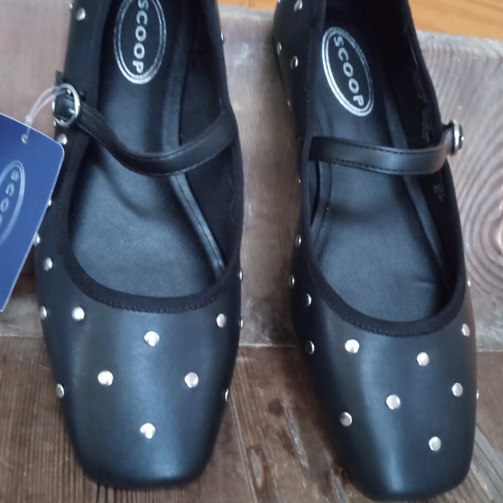 Scoop Women’s Size 6 Studded Mary Jane Flats NEW!
